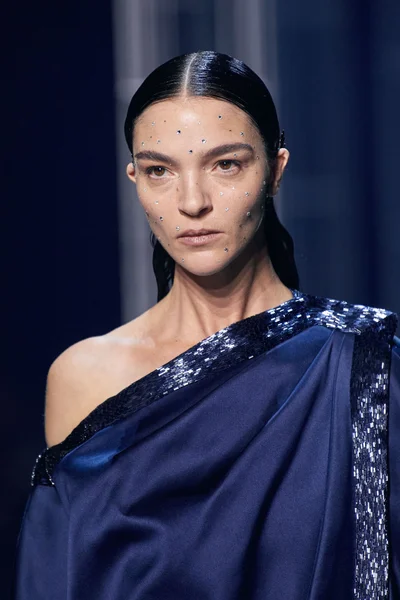 Look 49